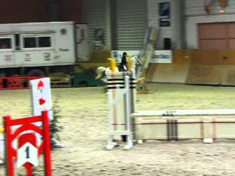 Arthur OLIVIERO CSO PONEY 3 D  l' Etrier de Lorraine le 20 02 2011 PODIUM ! !