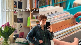 WEEKLY VLOG: Spring gardens, creating a confidence board, books, vinyls & coffee dates
