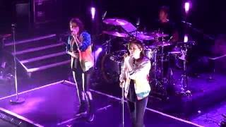 Tegan and Sara - Tegan's having issues with mic stand dancing | Drove Me Wild