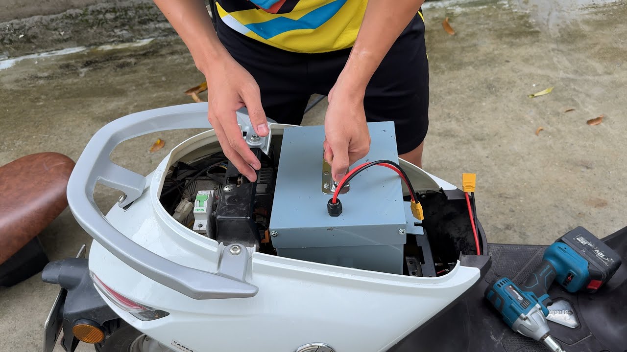 Không lo hết điện, pin xe điện lắp Cái Này đi cả năm không còn lo Hết Điện Nữa