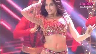 Dancing Queen NORA FATEHI glamorous Performance @ Vanitha Film Awards 2020 Part 26