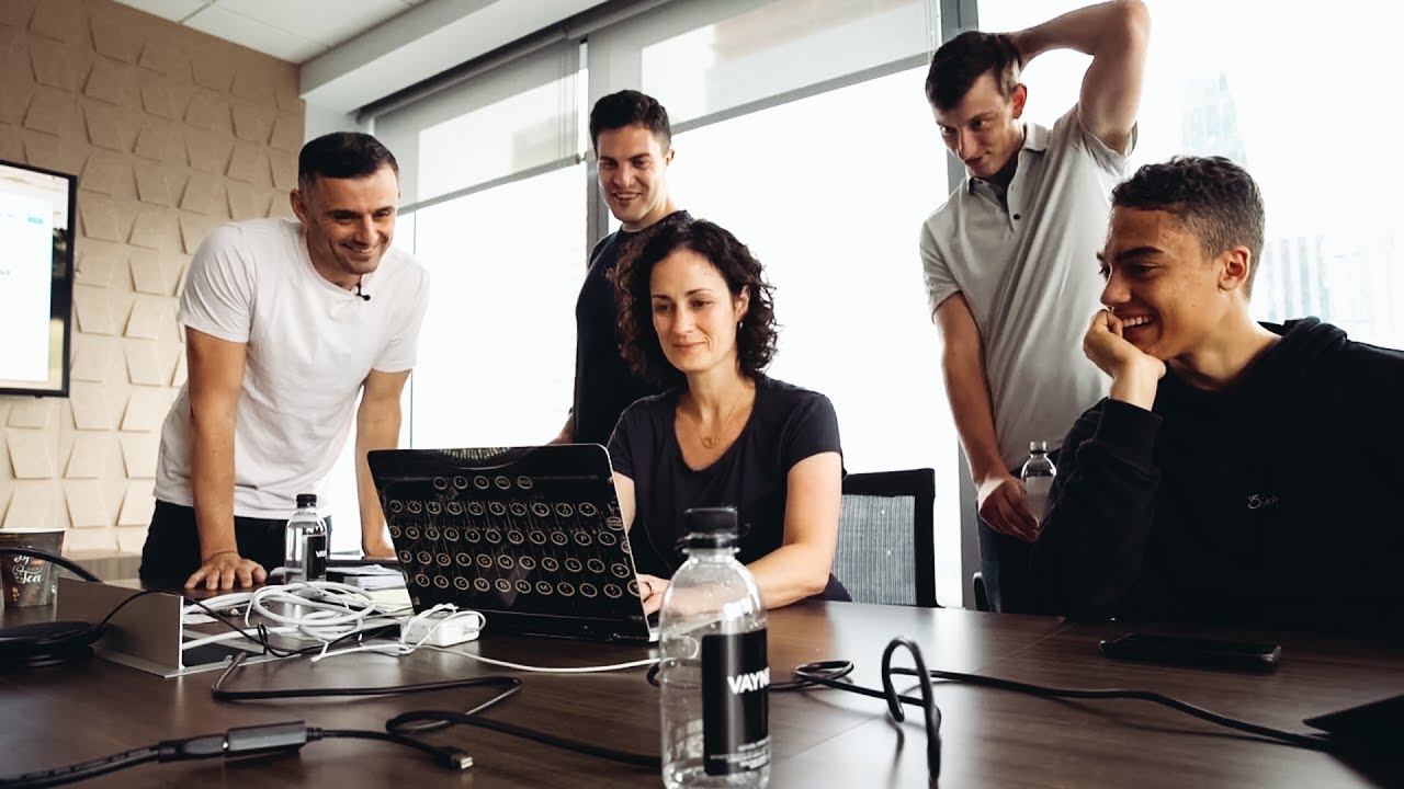 The Follow-up to My Book - Crush It!: Why NOW Is the Time to Cash In on Your Passion | DAILYVEE 251