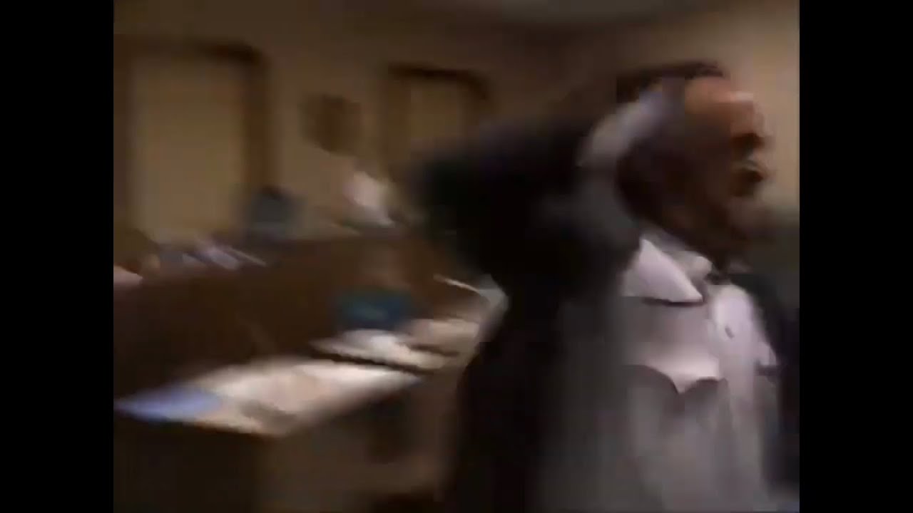 Mayor Beats Up Heckler