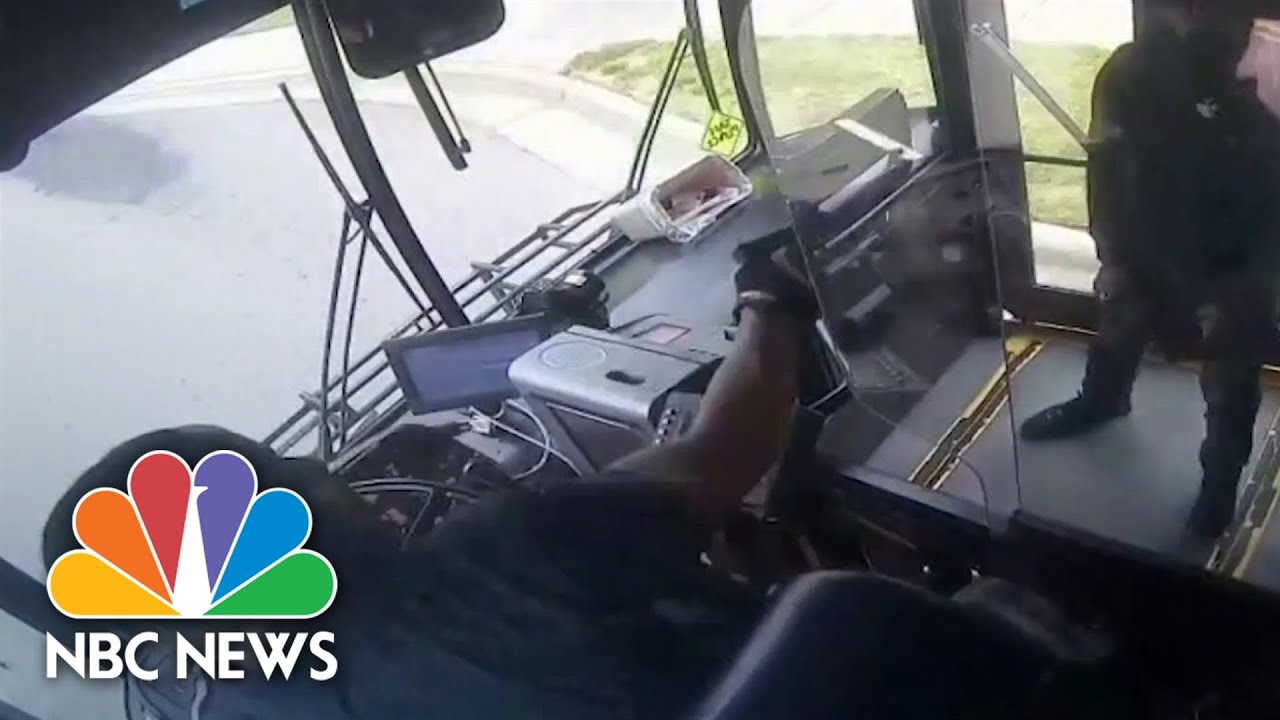 Driver shoots at passenger who pulled gun on moving bus