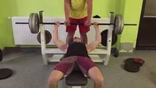 Jan Hulák 100Kg Benchpress Camshow