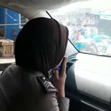 Polwan patroli jumat, menghimbau untuk melaksanakan shalat jumat