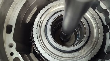 Assembling a High Performance Ford AOD Transmission  Part 2 of 3