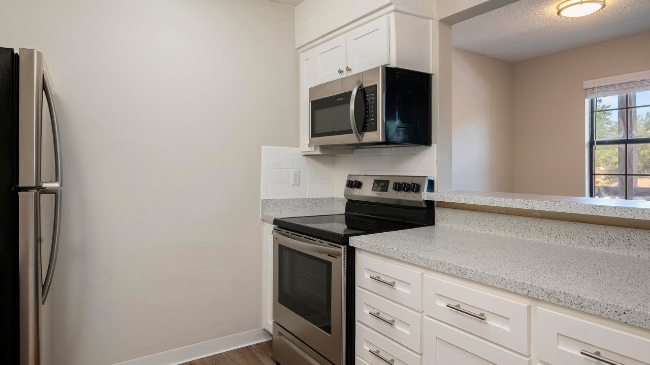 Two-Bedroom Virtual Tour | The Retreat of Shawnee