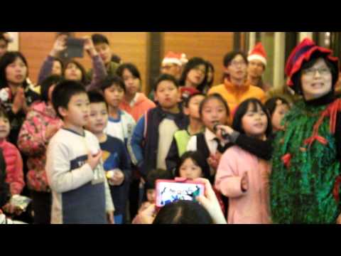 2013-12-24 平安夜報佳音之可愛小朋友