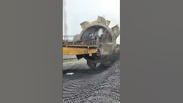 Stacker Reclaimer Operation #reclaimer #stacker