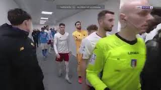 Krótka wymiana słów między Zalewskim i Zielińskim w przerwie meczu Napoli - Roma