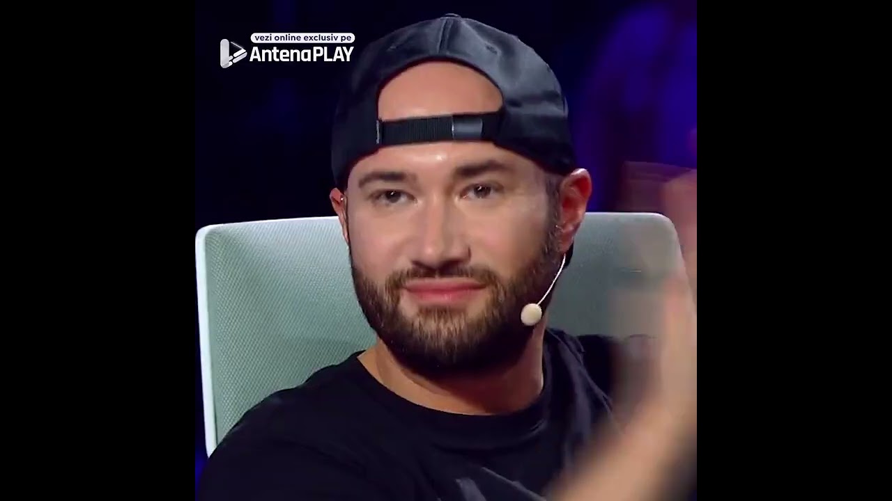 Voi ce reclame primiți pe Facebook? 😅 #antena1 #iumor #shorts