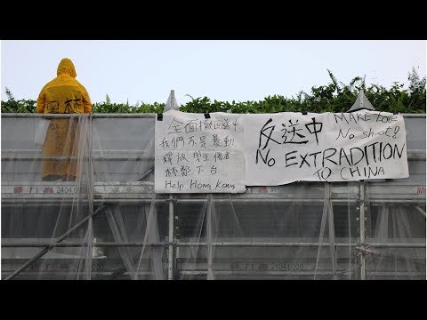 留有遗书死控林郑！反送中支持者自杀坠楼亡   | 精彩大马