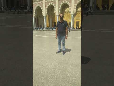 وظننتني شخصا يستهان به لاو الذي جعل الكرامة في دمي انا لا أوهان ولا أنحني