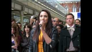 Miniatura del video "Les Misérables Flash Mob with Laura Wright 2013 "Do You Hear The People Sing""