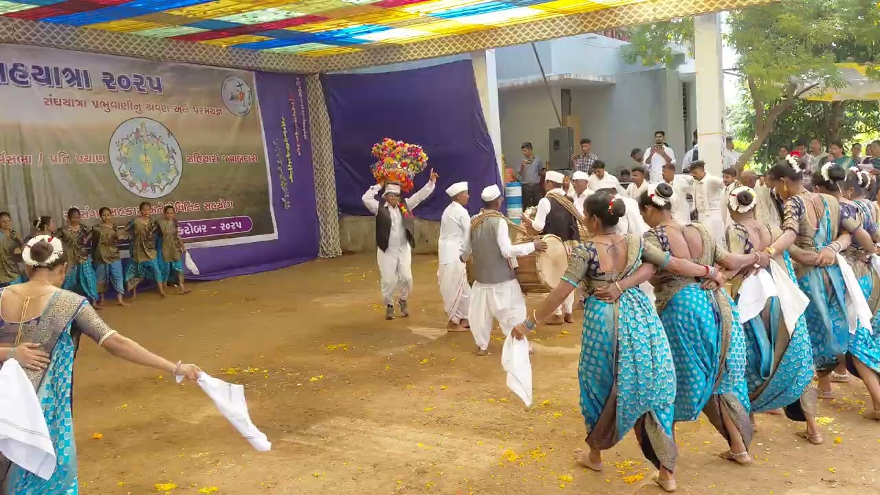 54 મુ ભજન સંમેલન વ્યારા પેરિસ વાઝરડા ધર્મ મંડળી