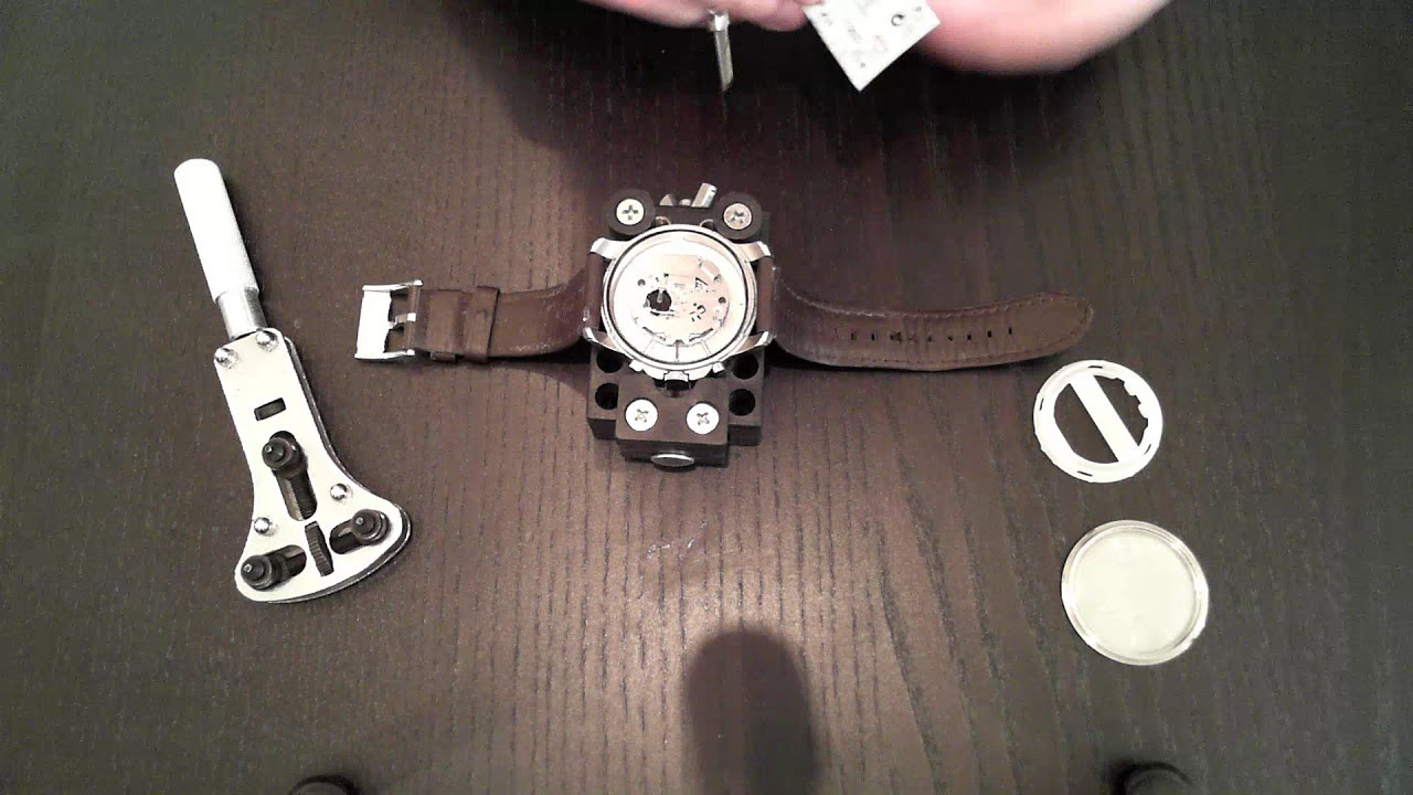 Fossil FS4735 Watch Battery Replacement - YouTube