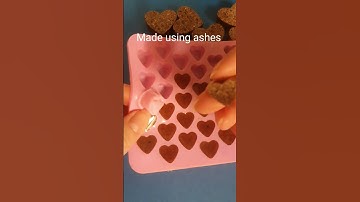 Memorial keepsakes. in memory of. made using ashes. resin hearts. ashes into resin. De-moulding.