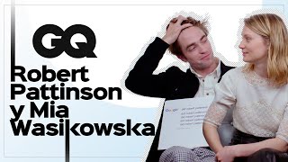 Robert Pattinson y Mia Wasikowska responden todo de Google | GQ + Wired