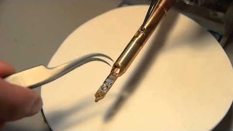 Loading a sample into the Hitachi H7600 TEM