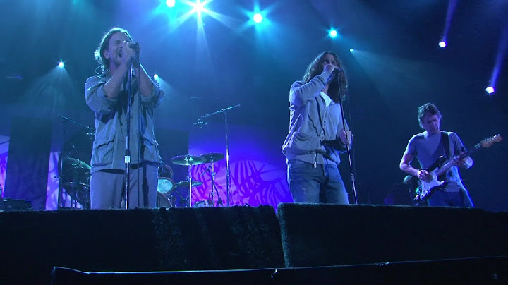 Hunger Strike Live version - Live performance video thumbnail