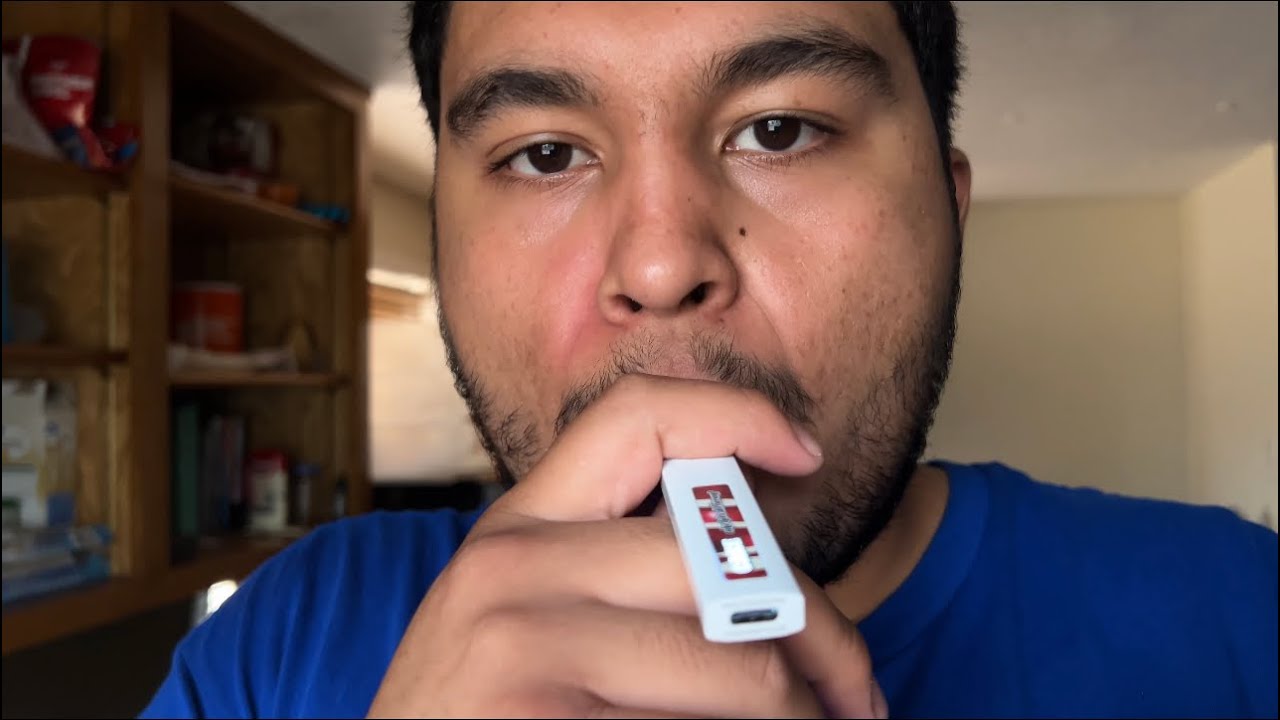 DOING A REVIEW ON THE ONE GRAM GEN6 Cake SHE HITS DIFFERENT DISPOSABLES (APPLE FRITTERS) YouTube