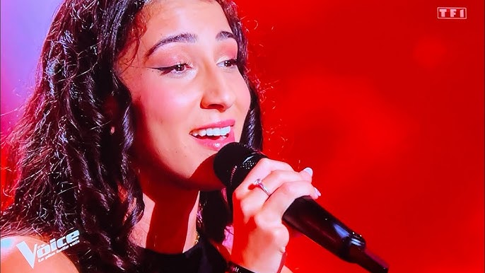 The Voice 2025 : Eÿs chante « Desert rose » de Sting - YouTube