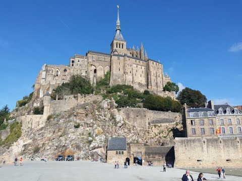 Visite du Mont st Michel et arrivée Villedieu- les -poeles . Le 11 octobre 2021