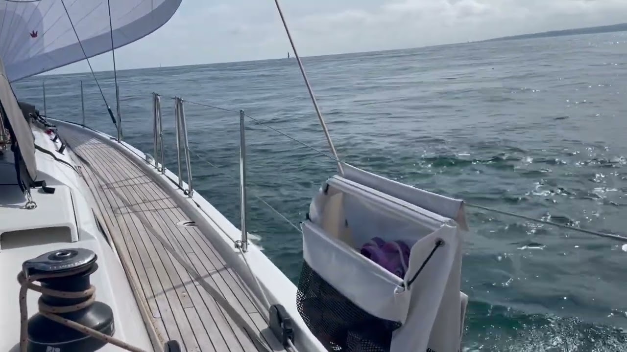 Real sailing through the "Race de Alderney"!