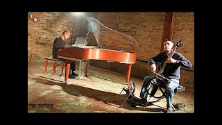 Michael Meets Mozart - 1 Piano, 2 Guys, 100 Cello Tracks - The Piano Guys