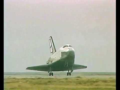 Buran OK-1.01 landing at Baikonur (close view - mute) | 15 November 1988
