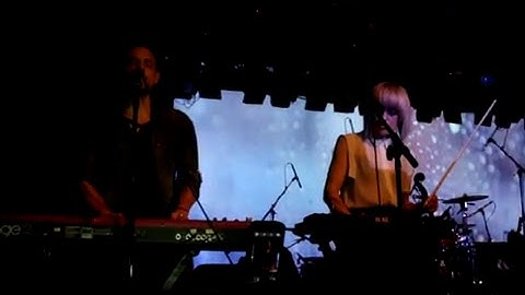CHAINS - The AIRBORNE TOXIC EVENT PARADISE 3/15/15 BOSTON LIVE SHOW 2