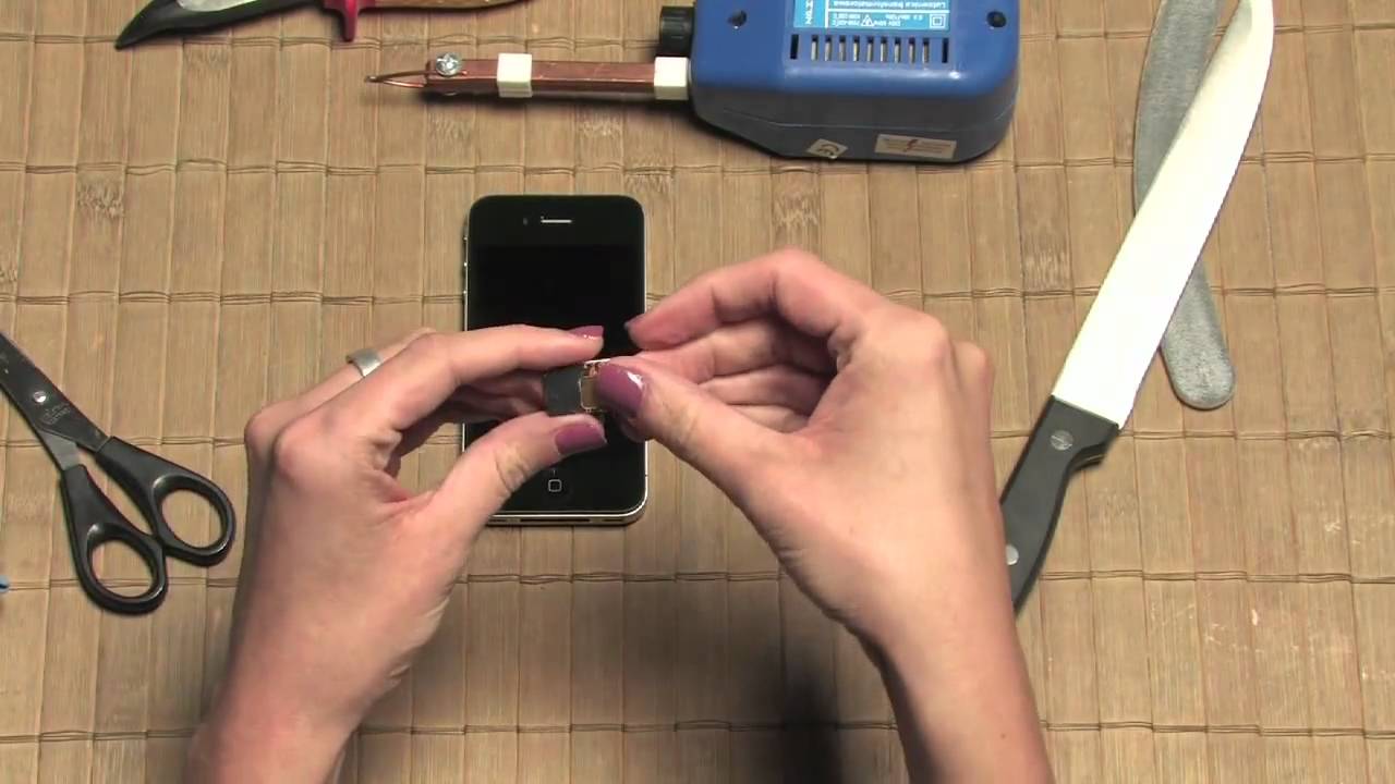Iphone 4 - Jak zrobić kartę MicroSIM - wystarczą nożyczki i nóż. Micro Iphone 4 - Jak zrobić kartę MicroSIM - wystarczą nożyczki i nóż. Micro