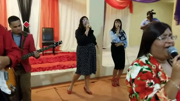 Hna Ruth Vazquez "Tu espritu se mueve en mi"