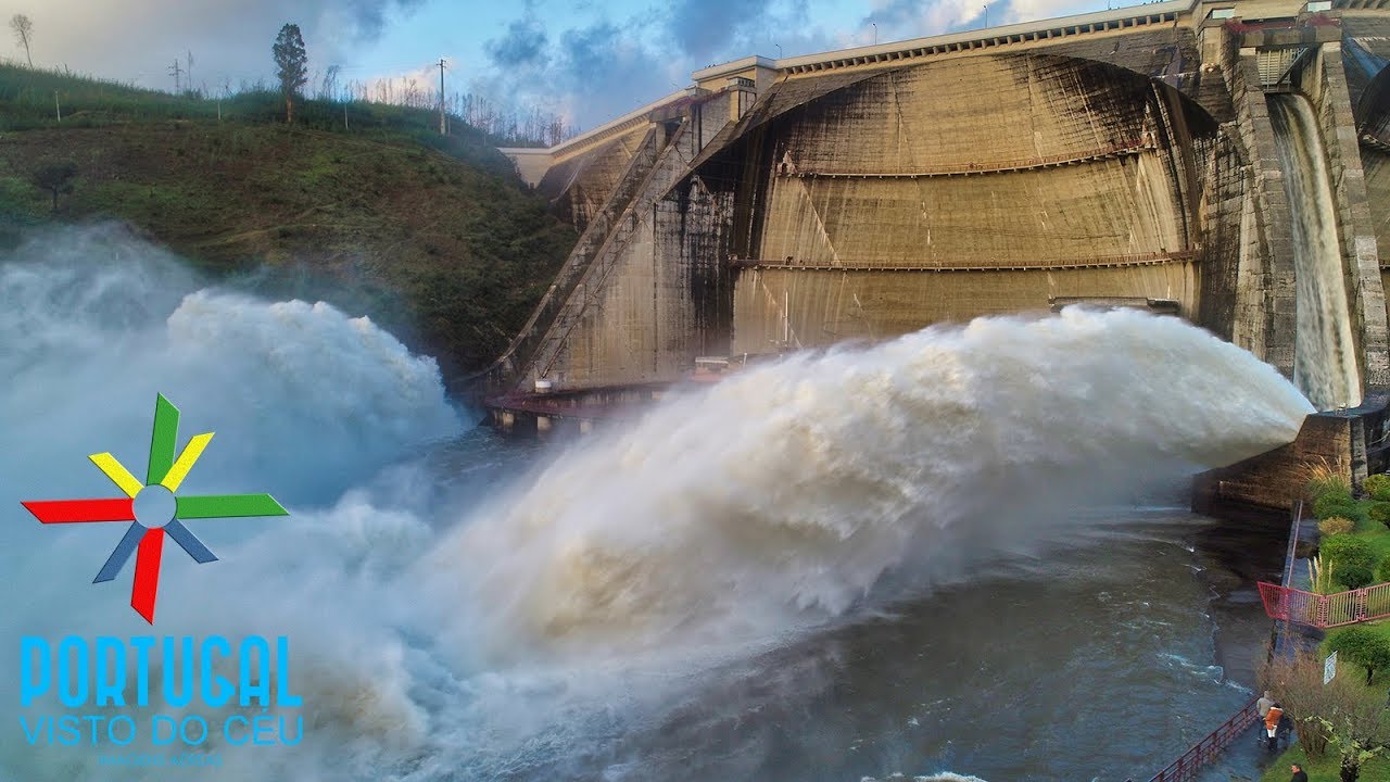Aguieira dam 🏞️ emergency water discharge aerial - Descarga Aguieira Mondego - 4K UltraHD