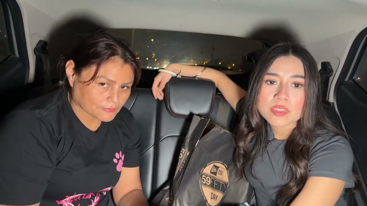 Anita rompe regalo del Sensei