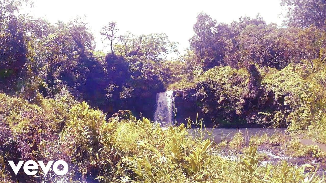 Captain Capa - Gazer