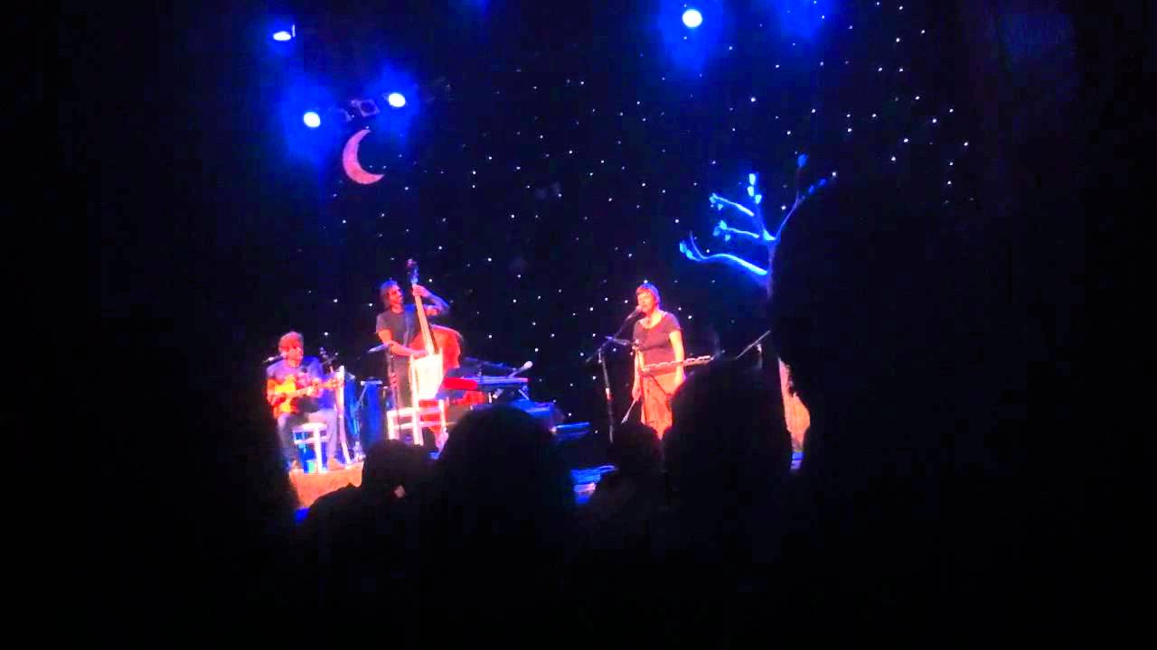 They're in love, where am I? The Weepies