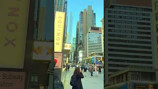 Times Square New York City 🇺🇸 | Night Lights, Crowd &amp; NYC Vibes (4K) | Viral Street View 2026#shorts