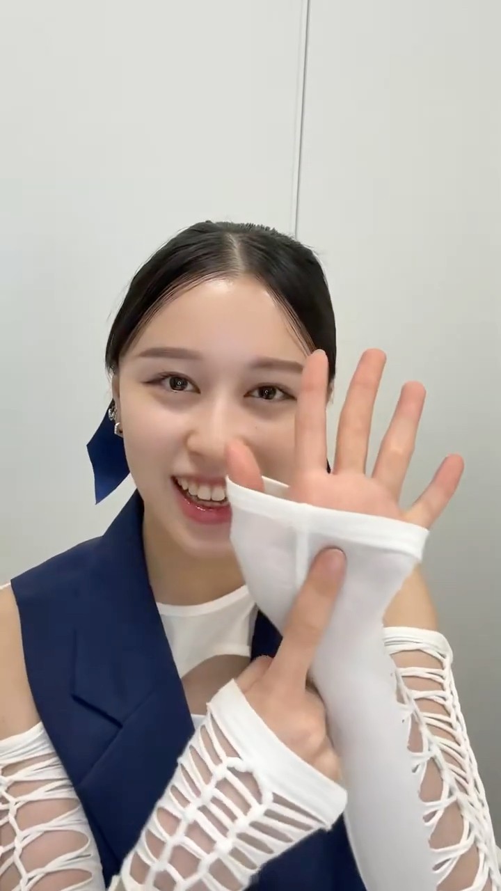 260716 アンジュルム 平山遊季 「37thシングル『BaBaBa Burning Love