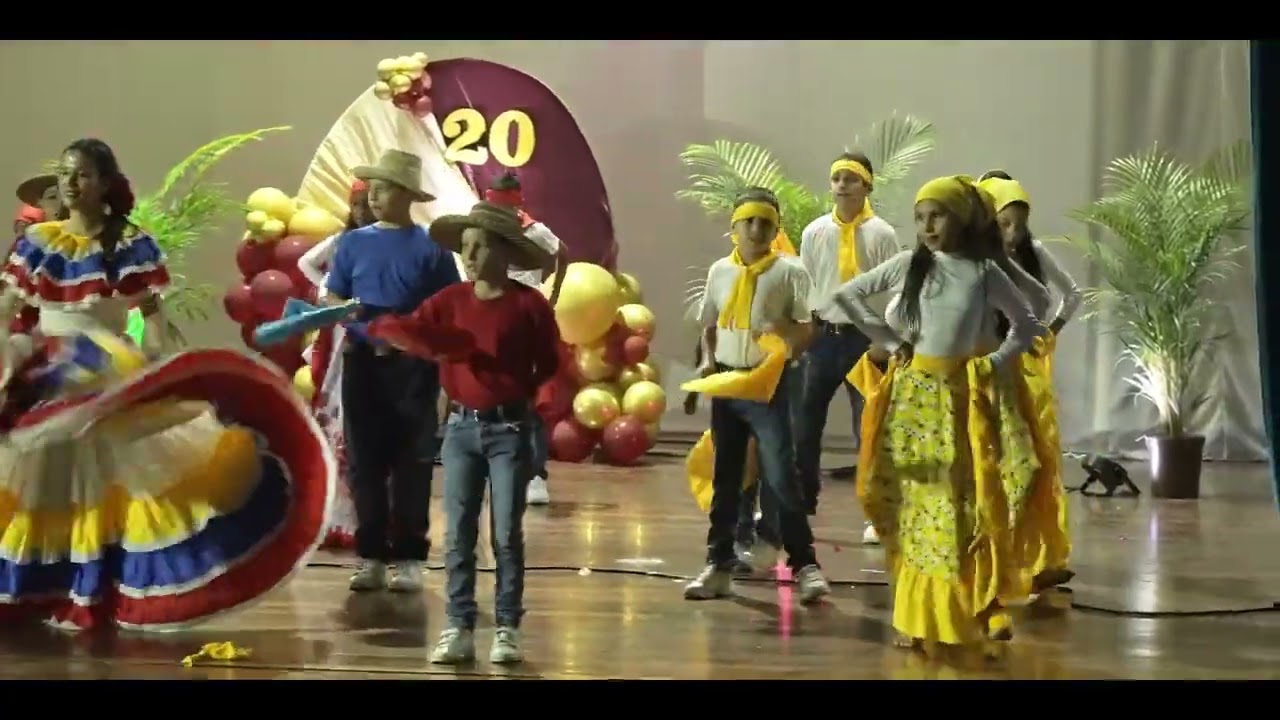 11  QUINTO GRADO A POPURRI UN SOLO PUEBLO