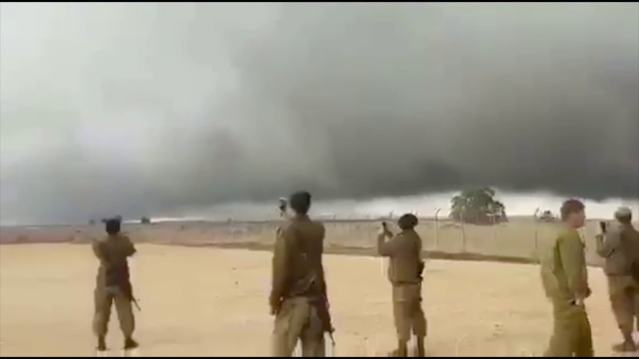 Storm Cloud 'Sent by God' Shields Israel From Isis