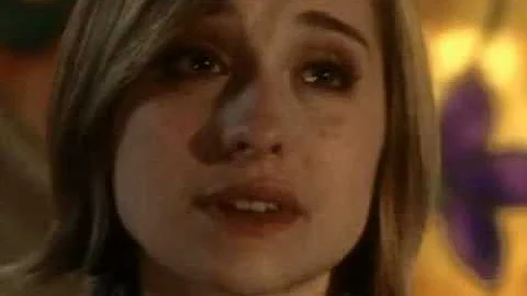 Quais são os poderes da Chloe em Smallville?