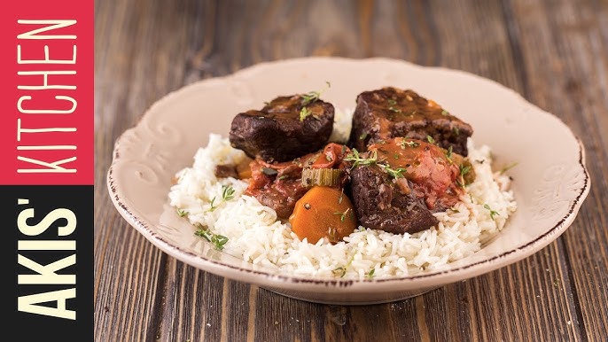 Kochada sargish ayolni jinsiy aloqaga jalb qildim. A ulkan xoroz butunlay bir petite qiz kirib