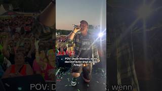 POV: Dieser Moment, wenn das Dorf lauter singt als jede Anlage! 🔥🫶🏼 | DORFKIND #shorts #bumsbar
