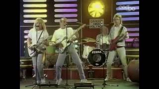 Watch Status Quo No Particular Place To Go video