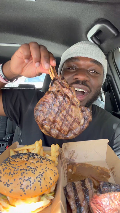 Download lagu Trying kangaroo meat for the first time in Sydney Australia #shorts