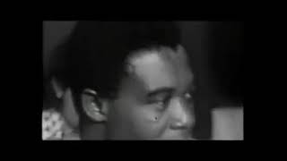 Biafra's 2nd in command, Philip Effiong surrenders to Gen. Gowon after Ojukwu ran away #History