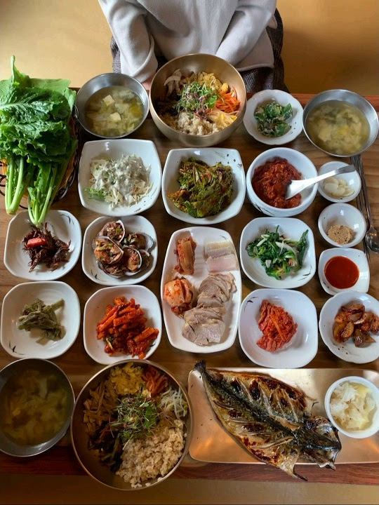1인 10,000원 가성비 끝장나는 보리밥 맛집!(+고등어구이 만원 추가했음) | #광주맛집 #평동 #시골밥상 주소:광주 광산구 평동로766번길 16... 