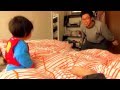 【赤ちゃん☆こなつ】 スーパーマン　ＶＳ　パパ 　A small superman vs. daddy